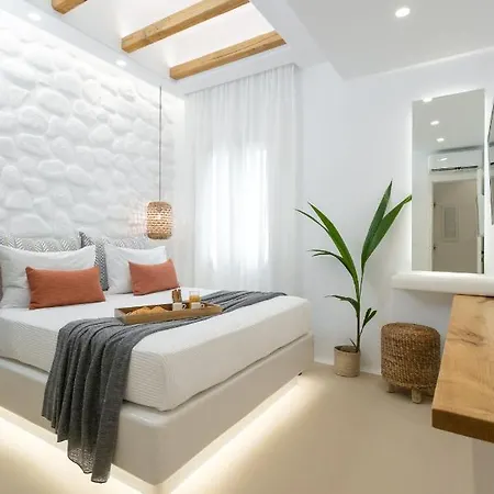 Kamvas Deluxe Naxos City