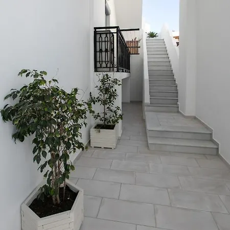 Kamvas Deluxe 아파트 Naxos City